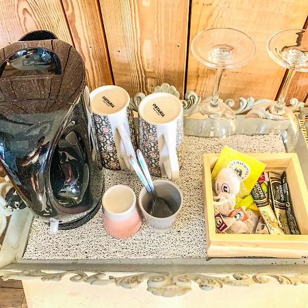 Les Volets Rouges Bed and Breakfast Arbois Εξωτερικό φωτογραφία